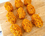 Foto del paso 6 de la receta: Croquetas de queso de cabra, cebolla y nueces {sin horno}