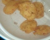A picture of step 4 of Maash daal ky dahi baray.