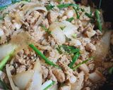 Hình bước làm 2 của món Thịt xào hành tây