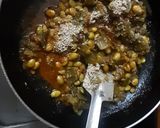 पावट्याच्या शेंगांची भाजी (Pavtachya Shenganchi Bhaji Recipe In Marathi) रेसिपी स्टेप 4 फोटो 