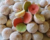 A picture of step 6 of Gluten Free Donut Holes.