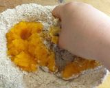 Foto del paso 2 de la receta: Sopaipillas integrales con zapallo