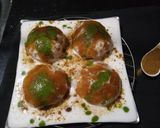 A picture of step 5 of Dahi bhalle.