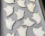 A picture of step 14 of Halloween Ghost Spice Cookies (Zimtsterne Recipe) 👻.