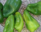 Une image de l'étape 1 de Salade des poivrons verts.