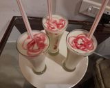 રોઝ લસ્સી (Rose Lassi Recipe In Gujarati) રેસીપી સ્ટેપ2ફોટો