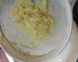 A picture of step 5 of Orange milkshake.