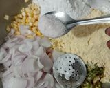 A picture of step 4 of Crispy sweet corn fritters.