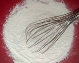 Foto langkah ke 3 dari resep Bolu karamel.