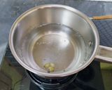 A picture of step 1 of Irani Chai.