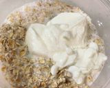 A picture of step 1 of American-Style Overnight Oats.