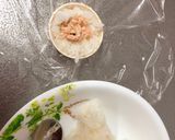 A picture of step 5 of World Cup Rice Ball.