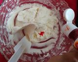 A picture of step 4 of Butter cream flowers.