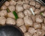 Foto langkah ke 4 dari resep Baso ayam keriting.