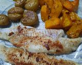 Foto del paso 9 de la receta: Merluza al horno (filet) cubos de zapallo y papines