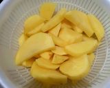 Foto langkah ke 1 dari resep Perkedel kentang simple.
