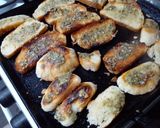 Foto del paso 4 de la receta: Tostadas de Ajo y Queso
