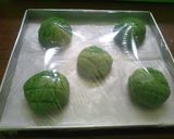 Foto langkah ke 4 dari resep Melon Pan (Melon Bun).