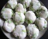 A picture of step 4 of Edamame Mochi.
