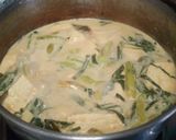 Foto langkah ke 4 dari resep Gulai Kuning Daun Mangkokan.