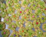 Foto langkah ke 5 dari resep Kue semprit.
