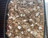 Une image de l'étape 6 de Gratin d’aubergines au chèvre et crumble de noisettes.