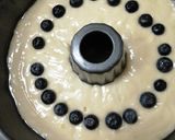 A picture of step 4 of Blueberry Lemon Cake.