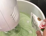 Foto langkah ke 2 dari resep Chiffon Pandan Cake instant.