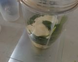 A picture of step 3 of Creamy green dream smoothie.