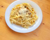 صورة لخطوة 3 من وصفة تاقلياتل بالسلمون والفطر🍝🍄🍄