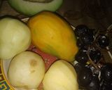 Foto langkah ke 1 dari resep Fresh Fruit Salad.