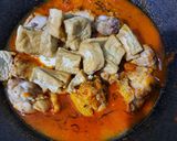 Foto langkah ke 3 dari resep Ayam Kuah Merah Berempah.