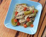 Foto langkah ke 5 dari resep Tumis Ikan Asin dan Tomat Hijau.