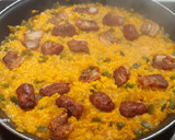 Foto del paso 7 de la receta: Arroz con panceta y longaniza fresca. Airfryer y vitrocerámica