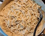 A picture of step 4 of Homemade Alfredo Sauce.