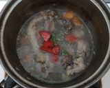 Foto langkah ke 4 dari resep Sop Ayam Kampung.