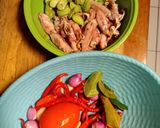 Foto langkah ke 1 dari resep Sambel cumi asin.