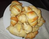 Foto del paso 9 de la receta: Medialunas dulces y salados