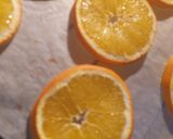 Foto del passaggio 1 della ricetta Arance essiccate 🍊 del mio giardino