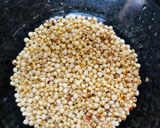 A picture of step 1 of Mudakathan keerai jowar dosa.