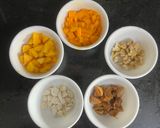 A picture of step 4 of Breakfast Bowl With Oats, Nuts, fruits & Chia Seeds.