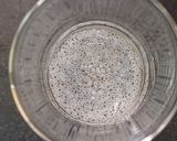 A picture of step 2 of Anjeer dryfruit lassi.