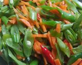 Foto langkah ke 3 dari resep Tumis Wortel Buncis.