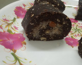 சாக்லேட் கோகனட் ஸ்விஸ் ரோல் கேக் ரெசிபி ஸ்டேப் 16 புகைப்படம்