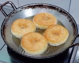 Foto langkah ke 10 dari resep Donat Kentang Lembut.