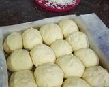 Foto langkah ke 4 dari resep Roti Sobek.