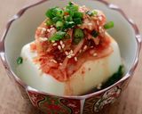 A picture of step 2 of Kimchi Cold Tofu (Kimchi Hiyayakko).