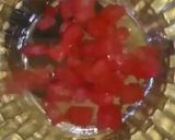 A picture of step 2 of Fruity salsa.