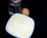 A picture of step 2 of Home made mayonaise.