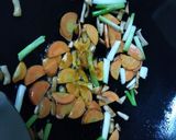 青蔥胡蘿蔔炒新鮮香菇的食譜步驟2照片